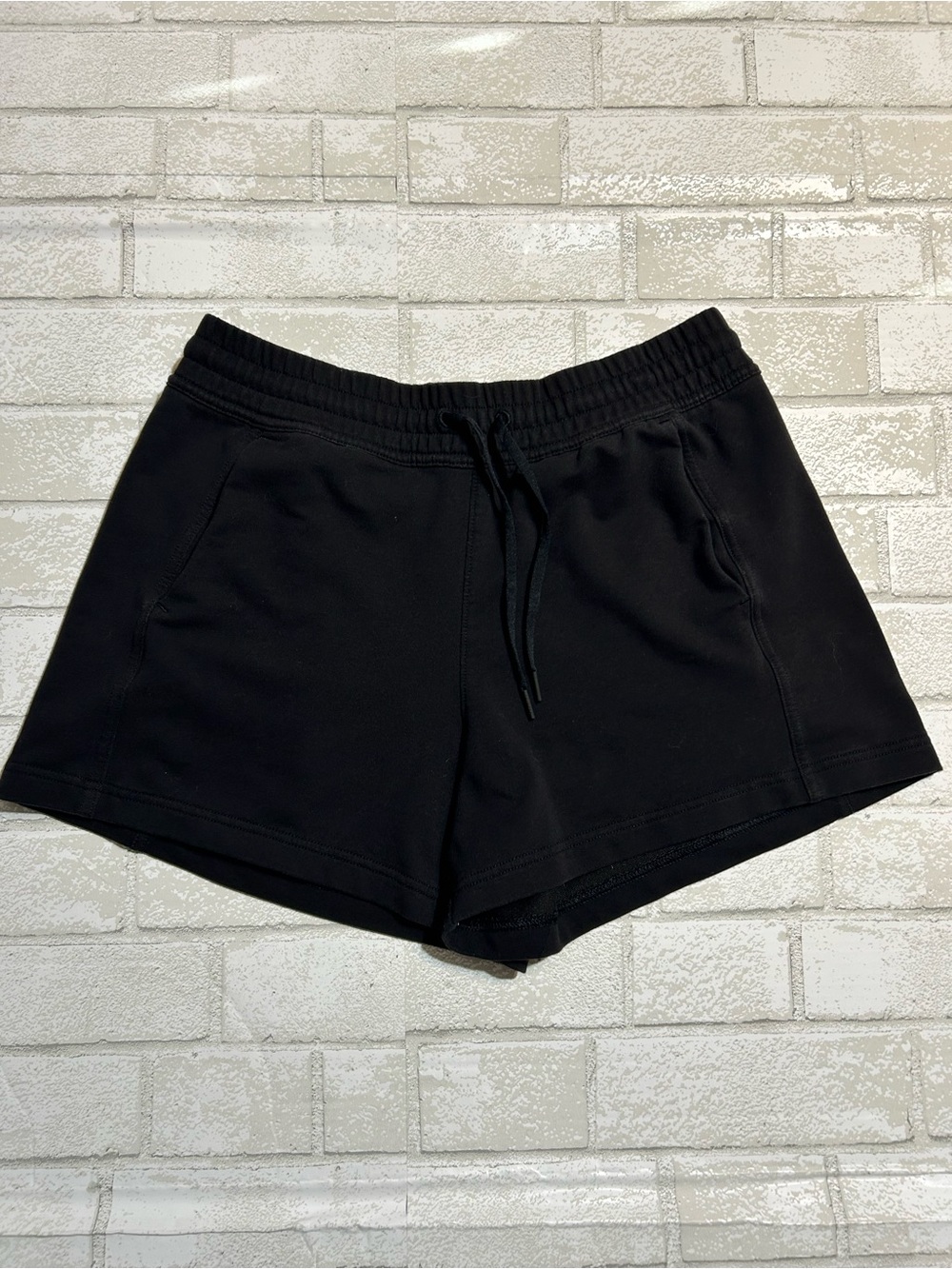 Athleta Black Drawstring Lounge Shorts Size Small